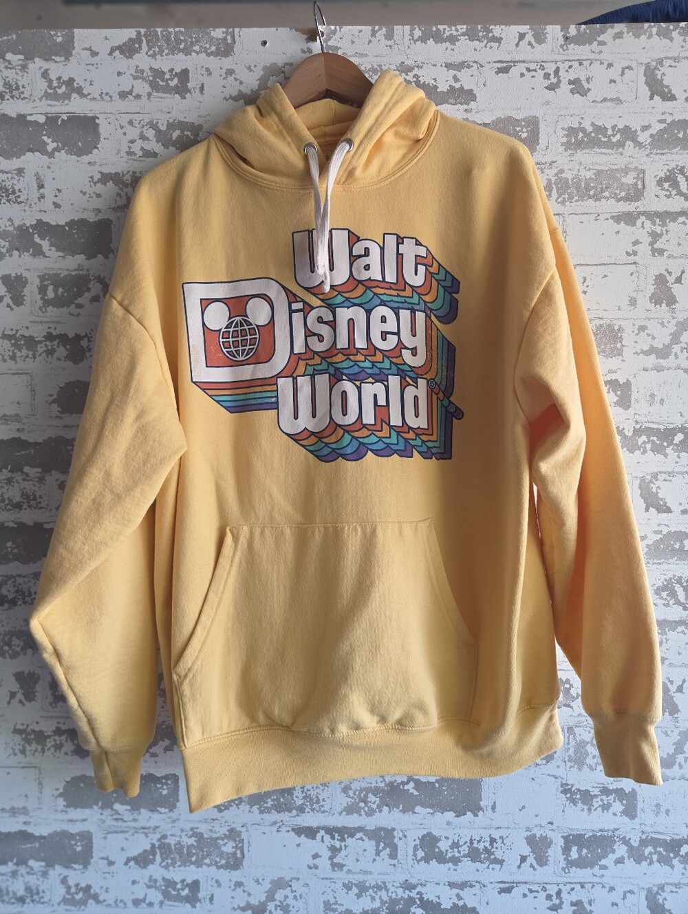 Disney Parks Vintage Rainbow Logo Yellow Hoodie Sweatshirt XL